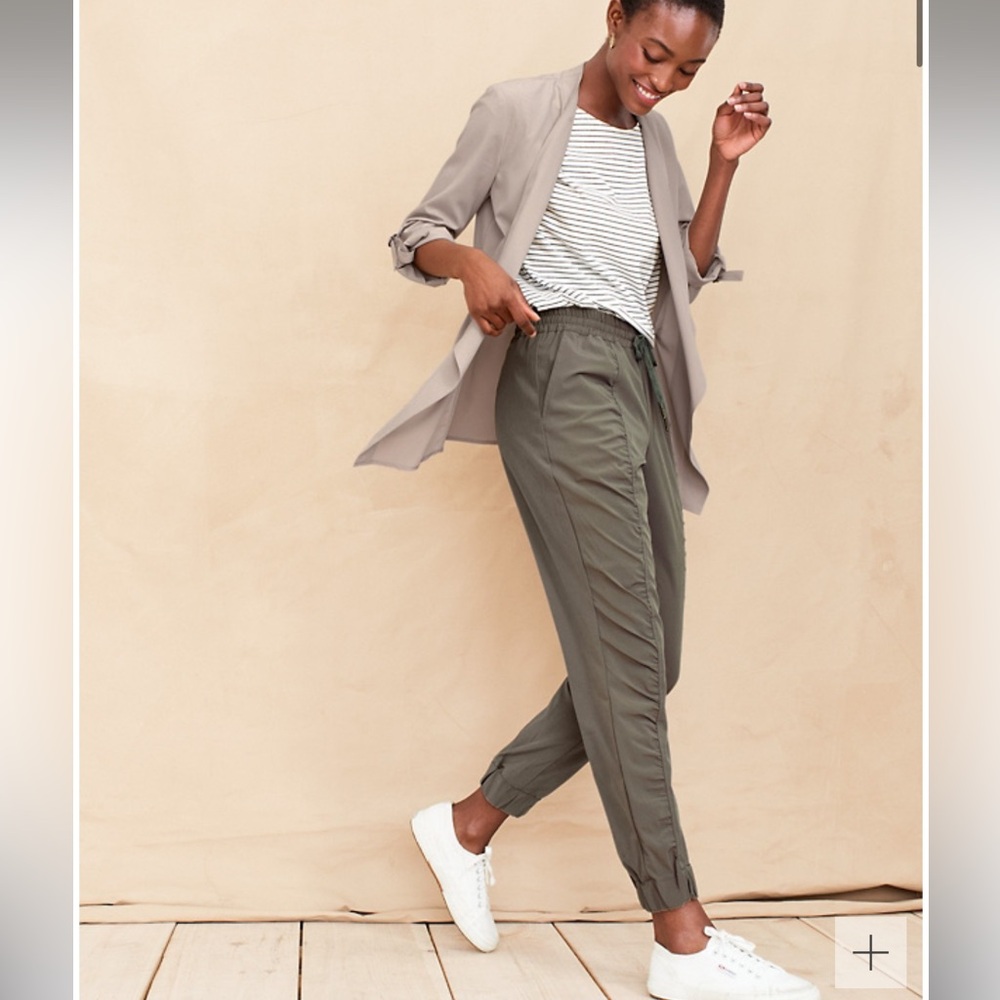 GARNET HILL RUCHED RECYCLED JOGGER DRAWSTRING PANTS - MEDIUM